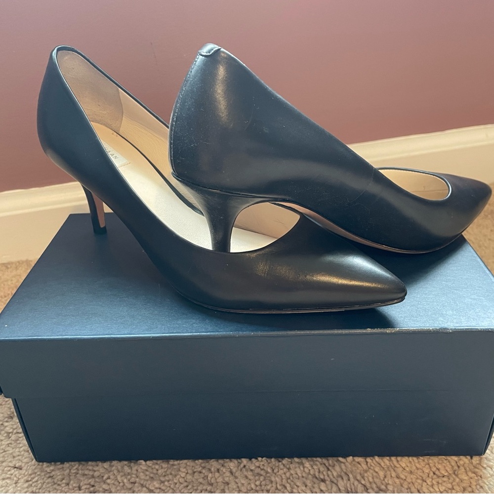 Cole Haan black leather pumps
